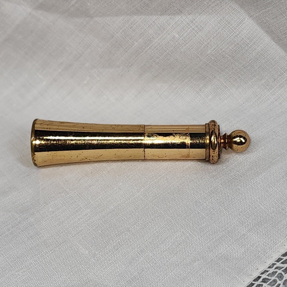 Vintage Hazel Bishop Lipstick Case Gold Tone Metal Come What May New York MCM - Picture 2 of 11